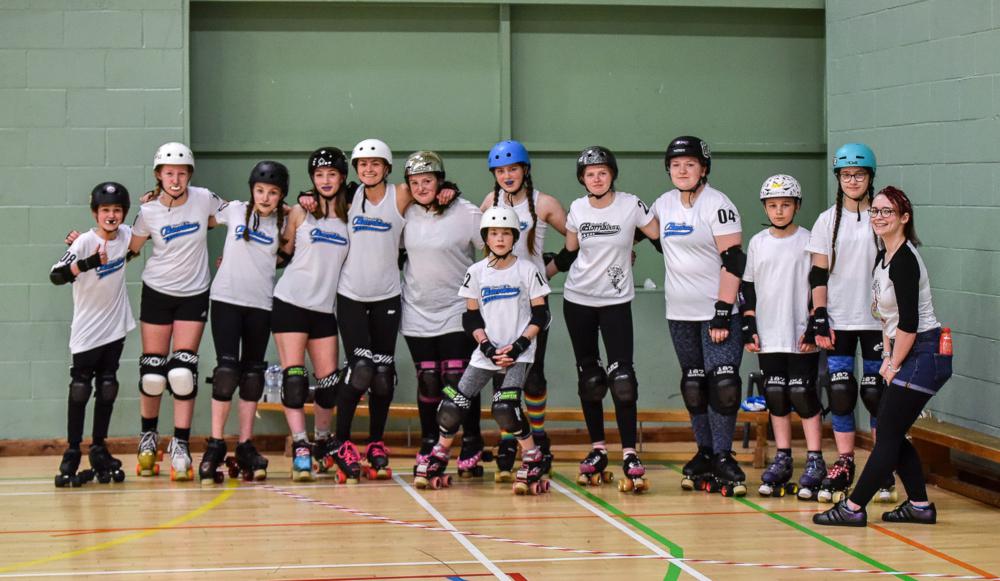 Picture of the Lincolnshire Bombinos team, including Callie, and Skye (Bench coach)